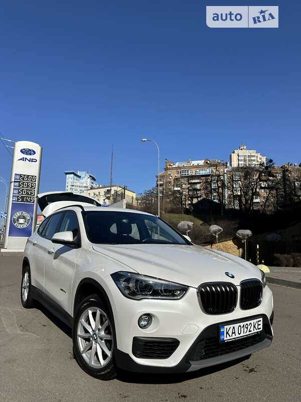 BMW X1 в новом кузове F48