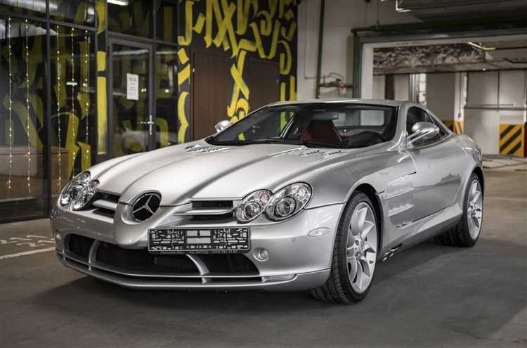 История создания Mercedes-Benz SLR McLaren: от сотрудничества марок до игровых достижений
