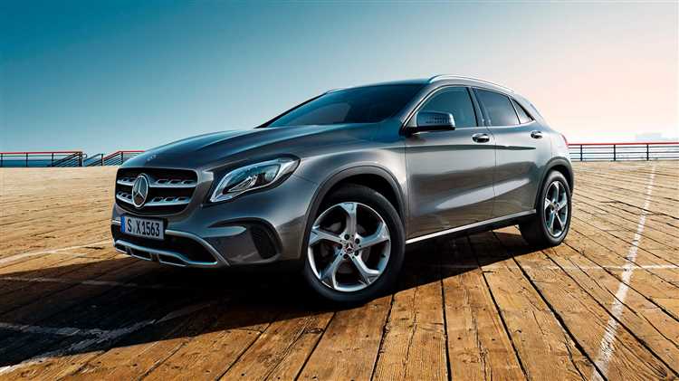 Mercedes-Benz GLA: фото и характеристики универсального городского кроссовера