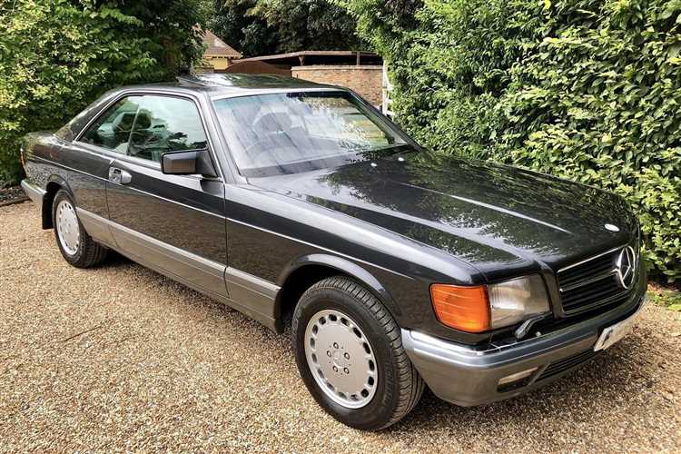Mercedes-Benz W126 500 SEC