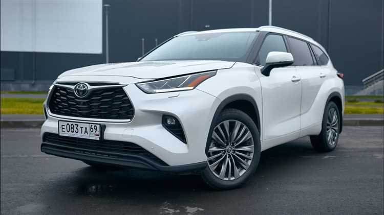 Обзор автомобиля Toyota Highlander