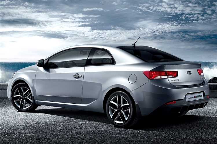 Технические характеристики Kia Cerato II: мощность двигателя, объем багажника, расход топлива