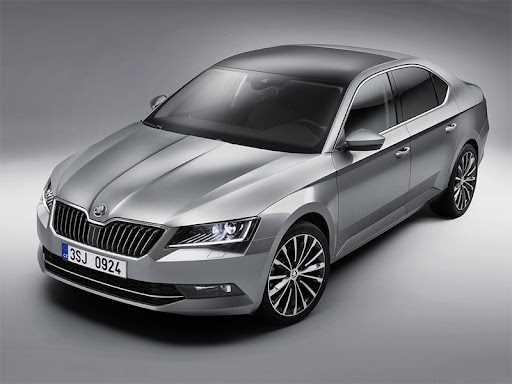 Skoda Superb III – идеальное сочетание комфорта, стиля и функциональности+ Skoda Superb III – свежий взгляд.